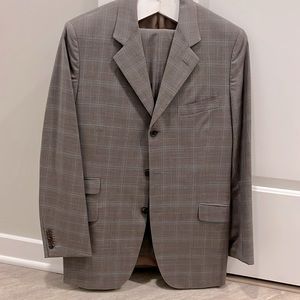 Hermes men’s 3-button, double-vented 40R / 32x32 suit